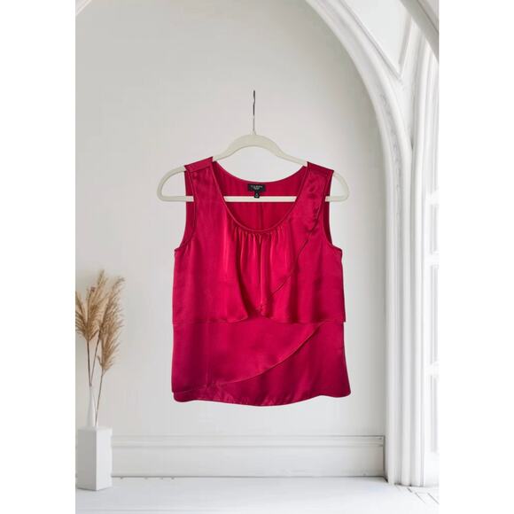 Woman’s Red Silk Talbots Petite Sleeveless Top 4P - Picture 1 of 6
